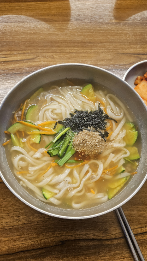 석촌칼국수보리밥 본점 사진 5