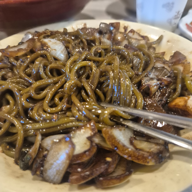 Hwangchildongadeun (황칠돈가든) 2