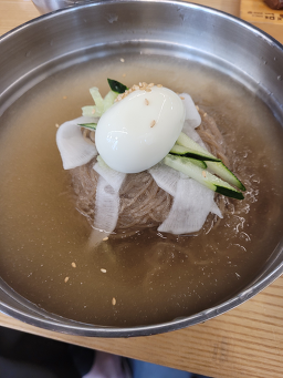 육쌈냉면 서현점 사진 3