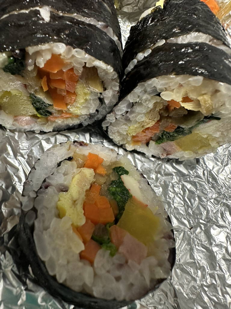 흑미김밥 1