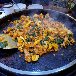 Gunggwoldakgalbi 6