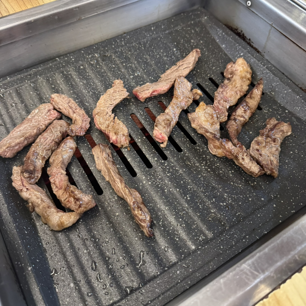 황소실비식당 1