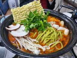 종로맹버칼 종로구청점 사진 2
