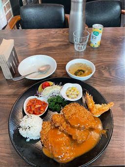 귤밭사이로수제돈가스 강정점 사진 7
