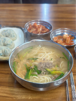 Wonmyeongdong kalguksu 1