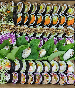 Yeongmihwagimbap (영미화김밥) 1