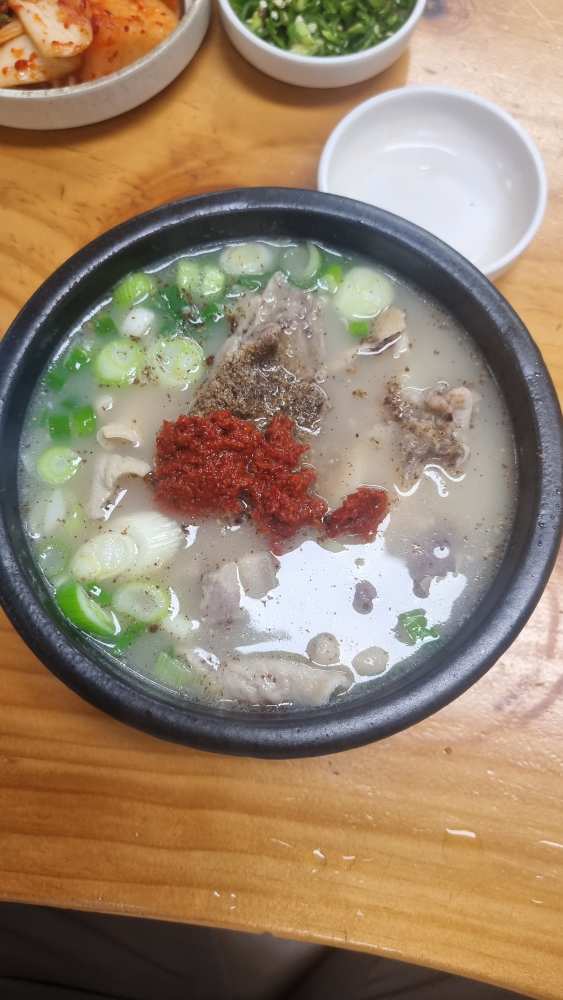 Dwaejisikdang 6