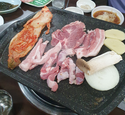 돼지한판 오신정 사진 2