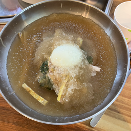 Deokgujinjunaengmyeon (덕구진주냉면) 2
