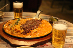 황야술식당 대표 사진