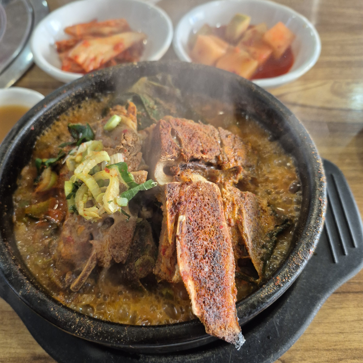 본가감자탕 3