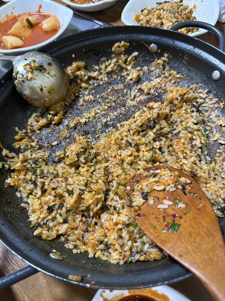 Mujugamasot (무주가마솥) 1