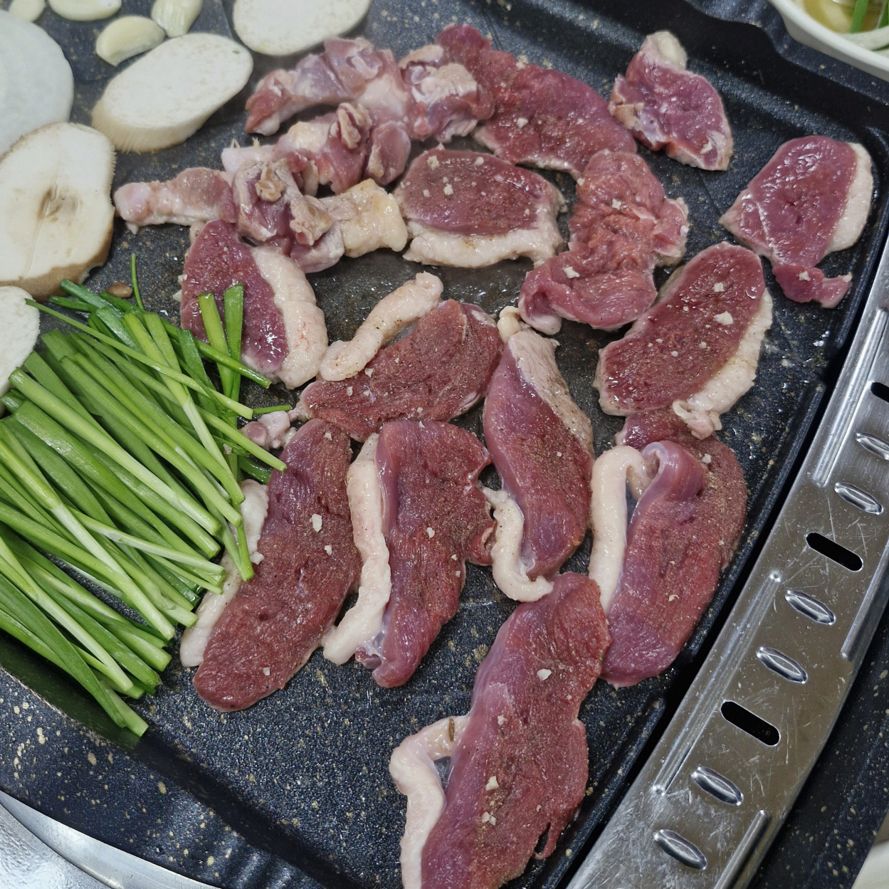 Dumbeongori (둠벙오리) 1