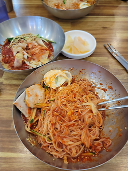 사철밀면 1