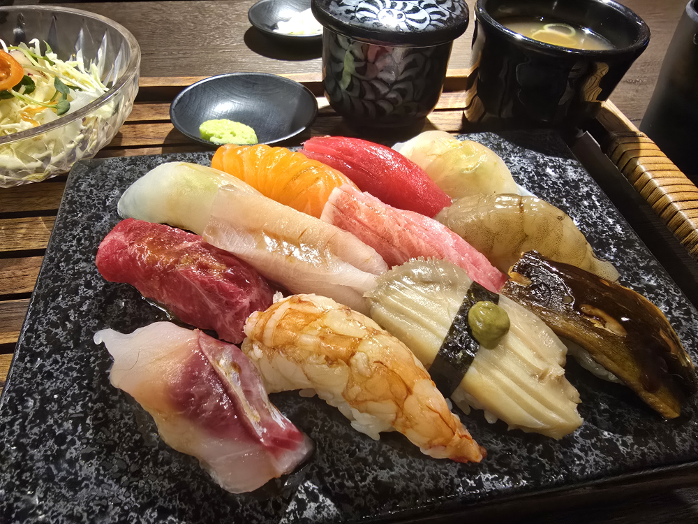 Muiseusi (무이스시) 2