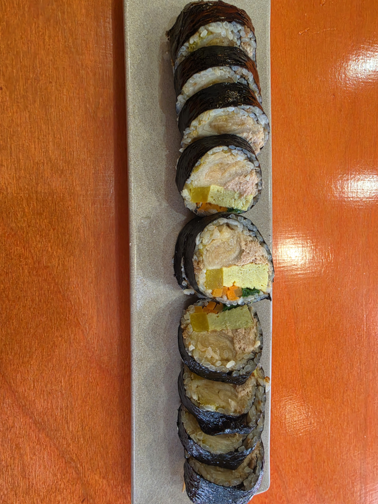 Jeongsikgimbap (정식김밥) 1
