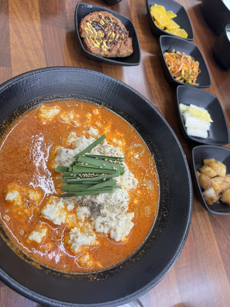 Gangreungchodangjjamppongsundubu gimpojeom (강릉초당짬뽕순두부 김포점) 1