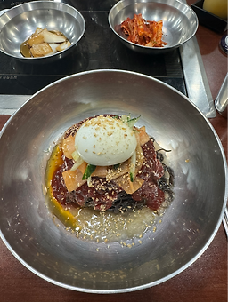 Jinseolok (진설옥) 1