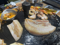 산청흑돼지식육식당 6