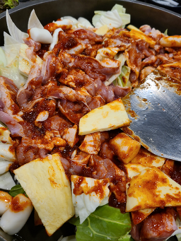 Chuncheonwangdakgalbi (춘천왕닭갈비) 3