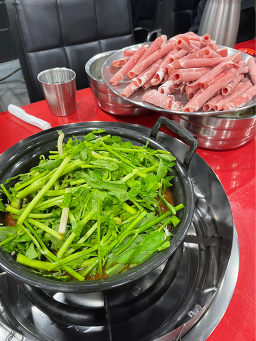Deungchonkalguksu (등촌칼국수) 1