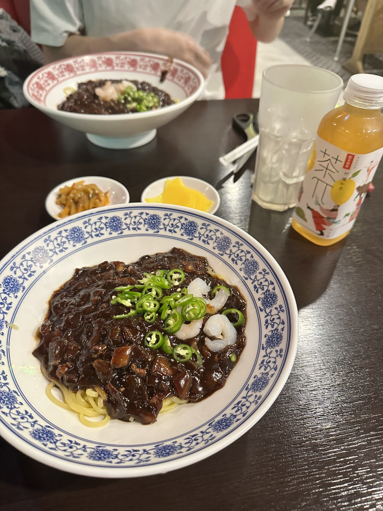 Manok (만옥) 1