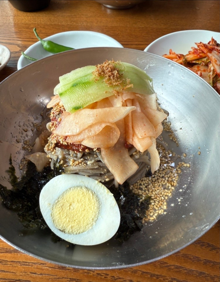 Wontongmakguksu (원통막국수) 1