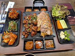 귀한족발 6