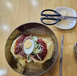 Sasanggayamilmyeon (사상가야밀면) 3