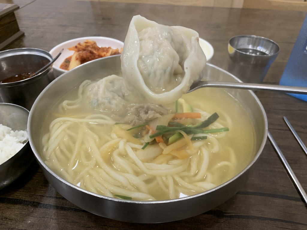 Myeongdongkalguksu (명동칼국수) 1