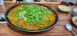 Daemyeongdakgalbi (대명닭갈비) 1