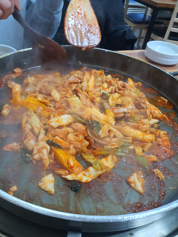 Bultinadakgalbi (불티나닭갈비) 3