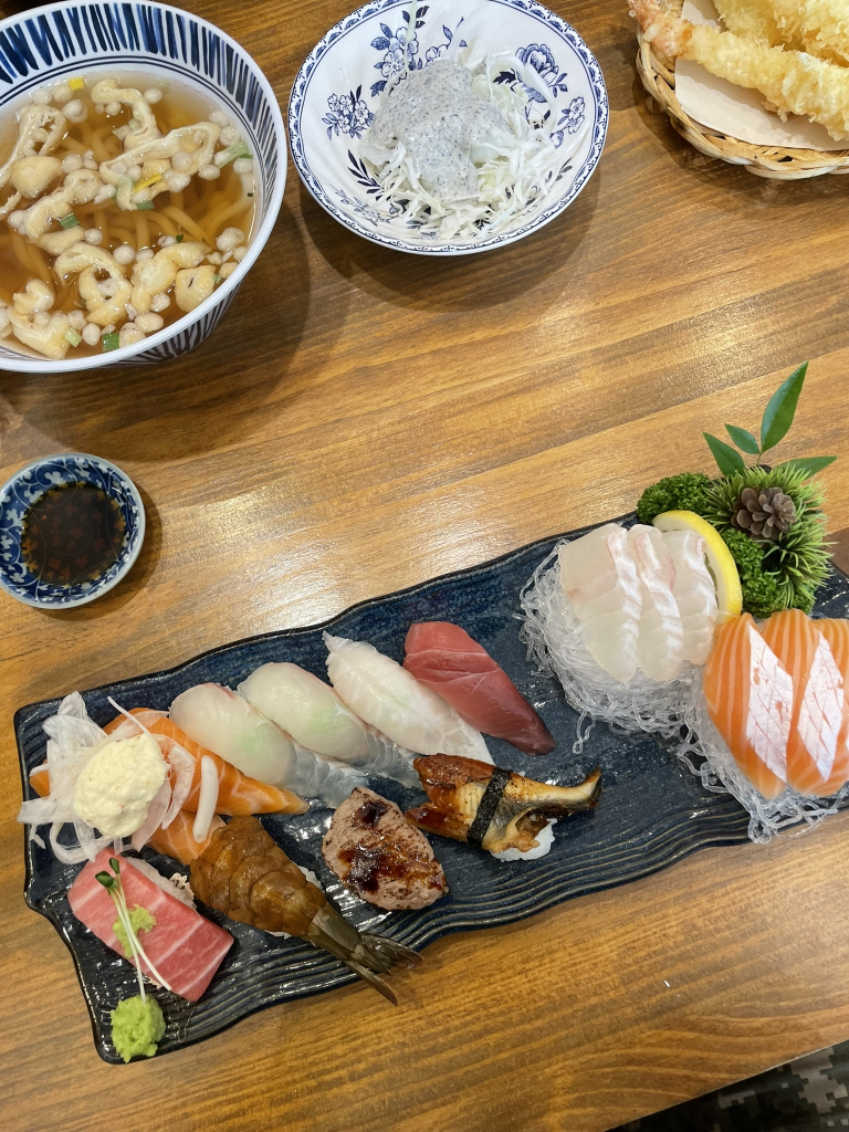 Bomchobap (봄초밥) 1