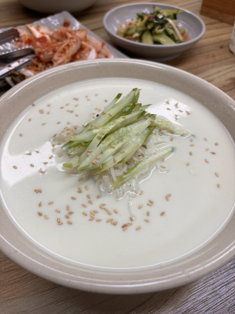 엄마손칼국수 3