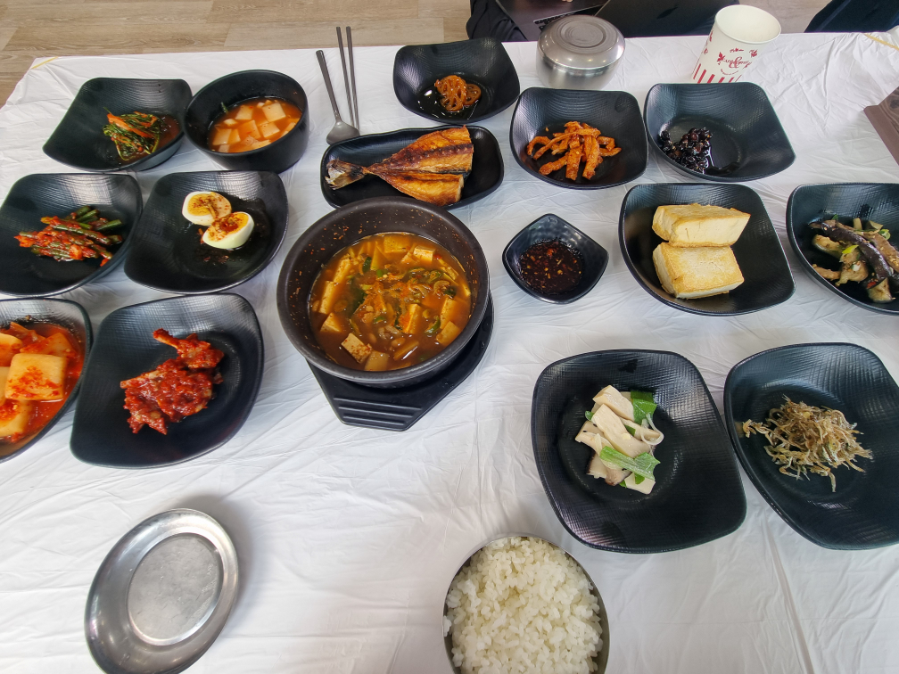Dabokhanjeongsik (다복한정식) 1