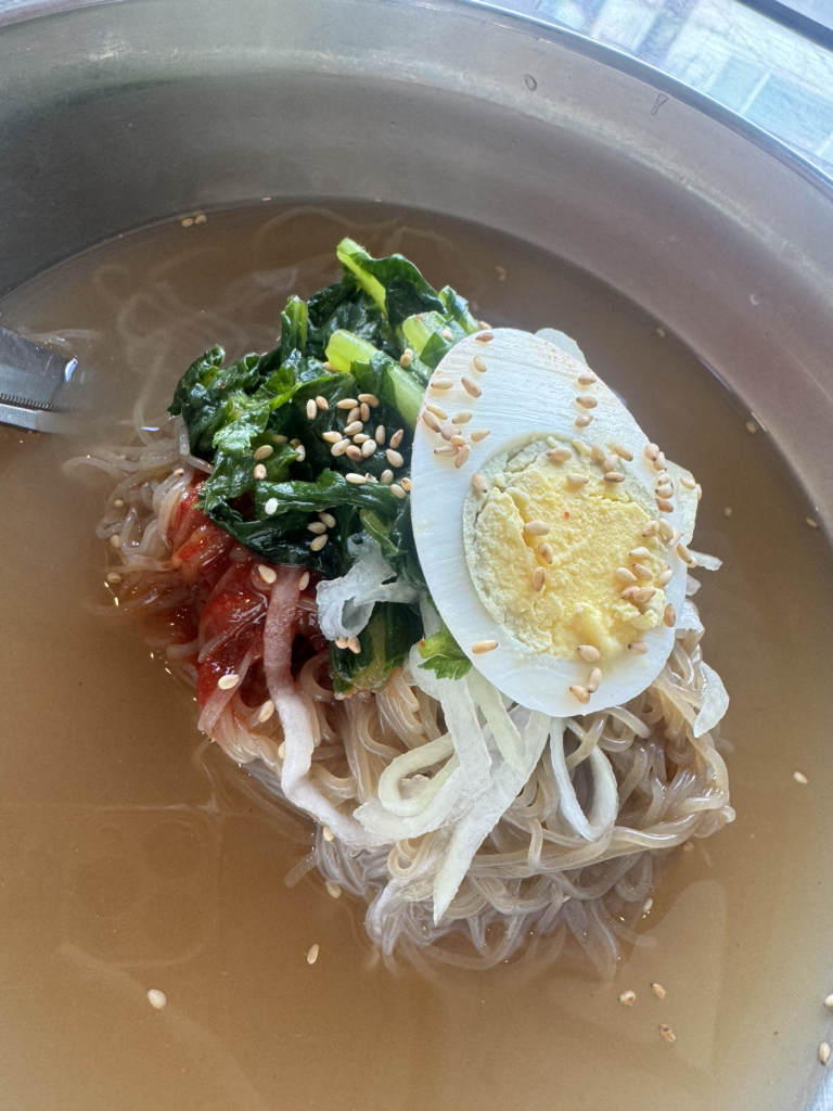 세숫대야왕냉면 사진 2