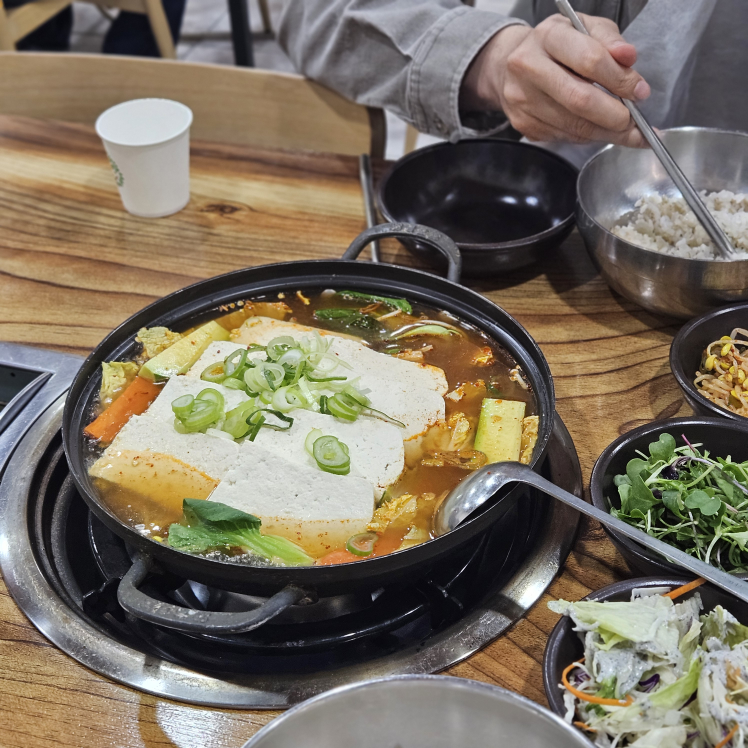 Kongseorihanu (콩서리한우) 3