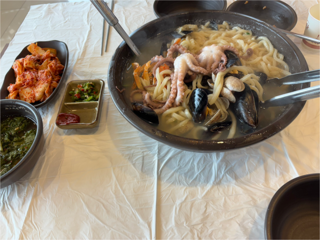 Myeongjihaemuljjim kalguksu (명지해물찜 칼국수) 1