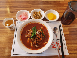 아이니 사진