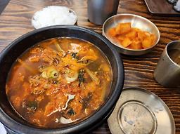 왕의국밥 수원영통본점 대표 사진