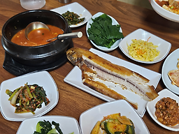 Danpungnamujip (단풍나무집) 2
