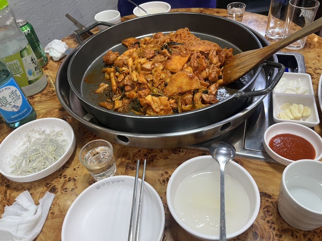 Junghwahobandakgalbi sinnaejeom 5