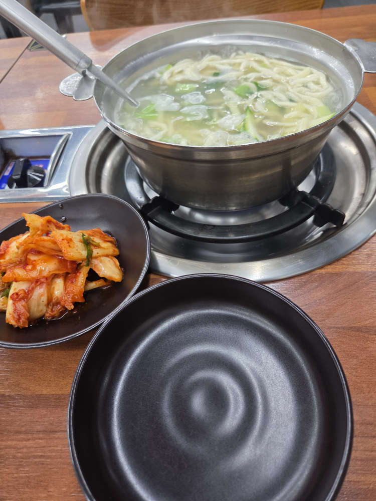 바지락 칼국수 3