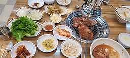 Bonjeonhoegwan (본전회관) 2