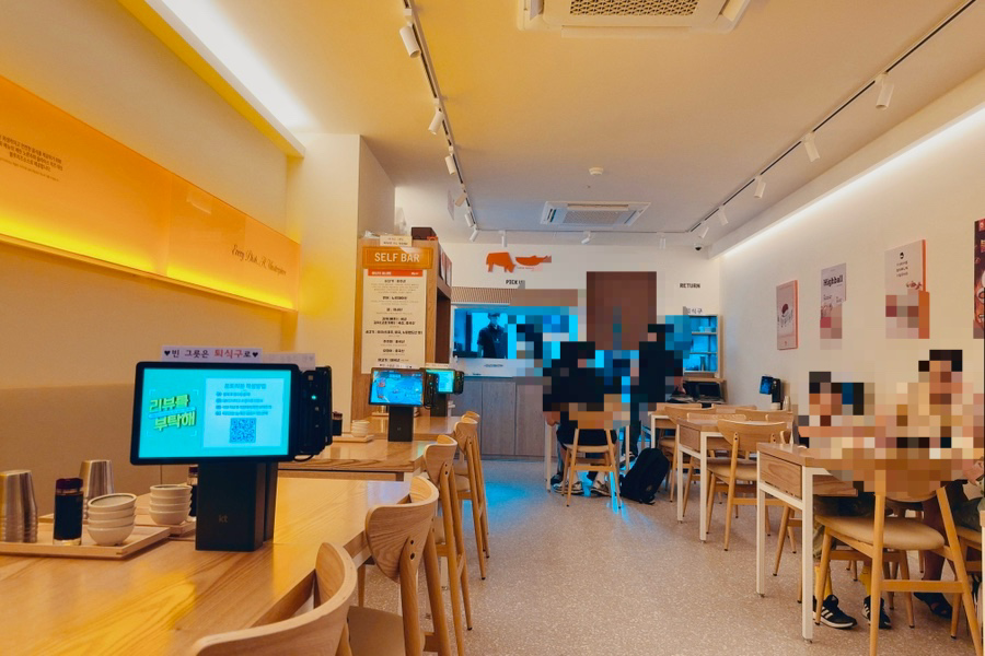 육회바른연어 대흥역점 사진 3