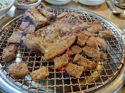 Goeulsutbulgalbi (고을숯불갈비) 1