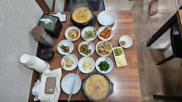 Beodeunamujip (버드나무집) 1