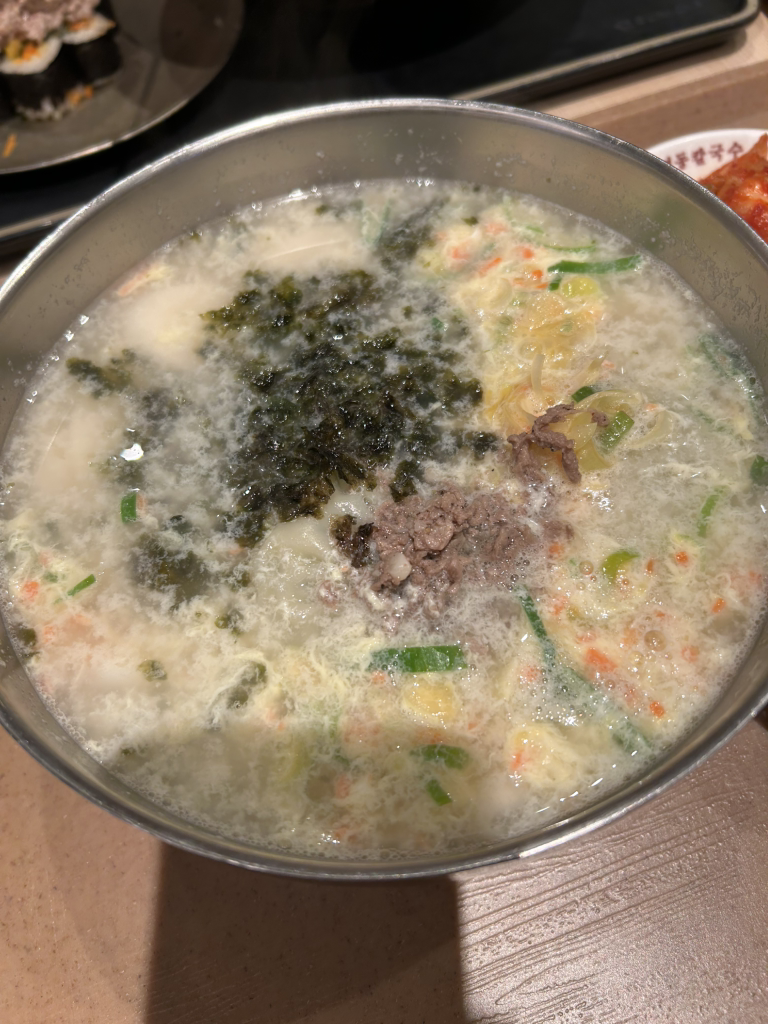 명동칼국수 여의도IFC점 사진 4