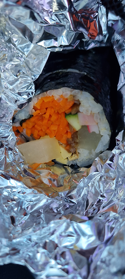 Jayeonmaligimbap (자연말이김밥) 2
