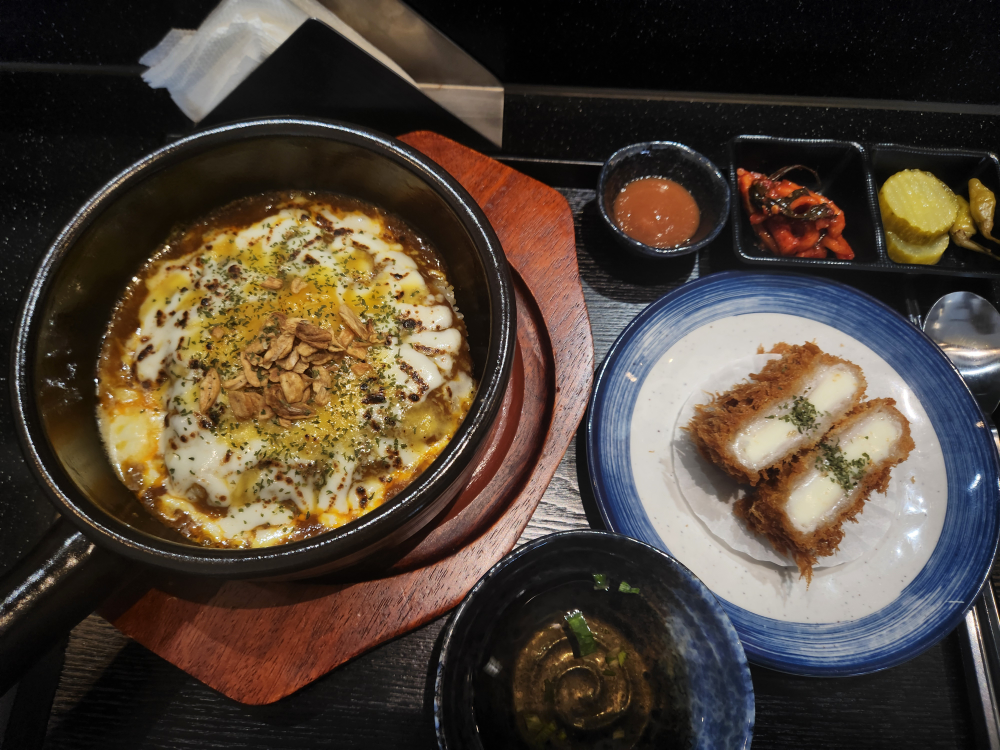 Dongbaekdonkacheu (동백돈카츠) 3